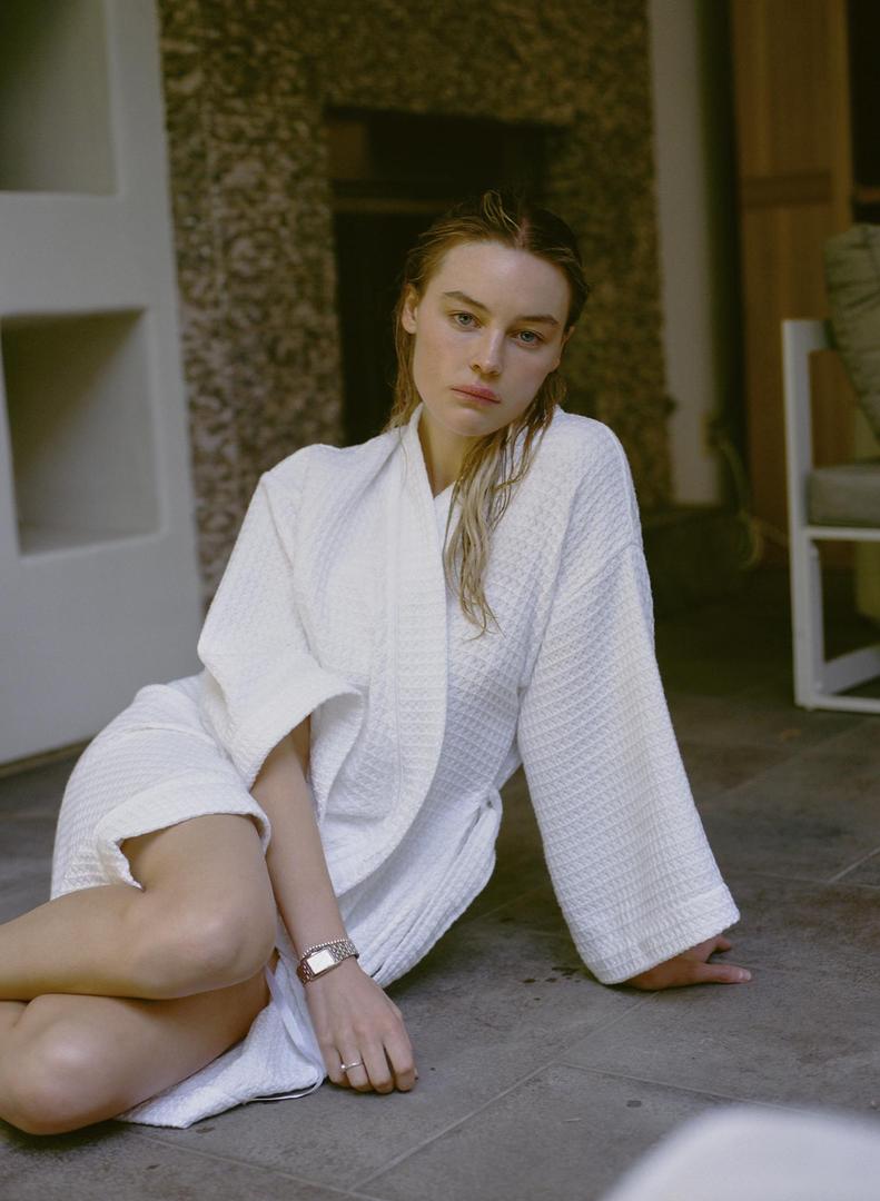 Ally / Mamiya M645 / Portra 400, shot on mamiya 645 with kodak portra 400