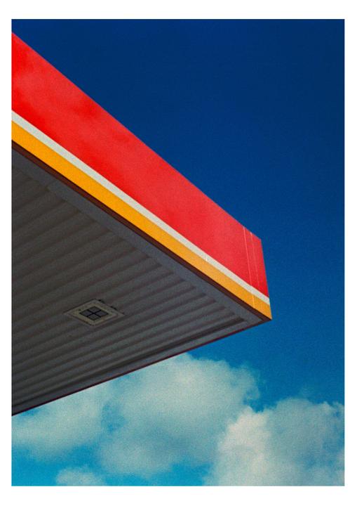 Olympus Pen EED / Kodak Super Gold 400 @ 200 expired 2004 /Bellini C41 4min 38°C
