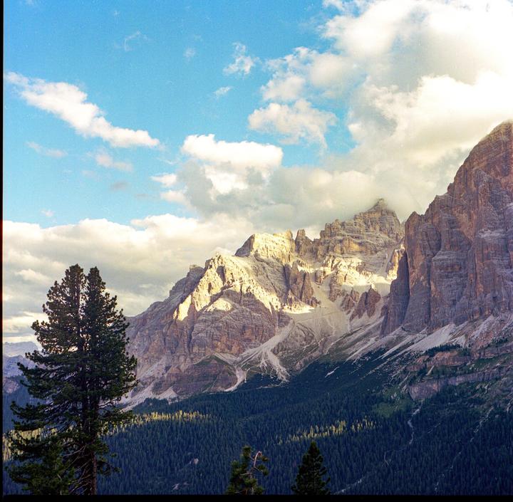 Haven’t posted in a while, here’s the Dolomites on Portra
