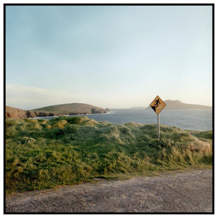 Don’t Fall |Hasselblad 500cm, 50mm, Portra 800|