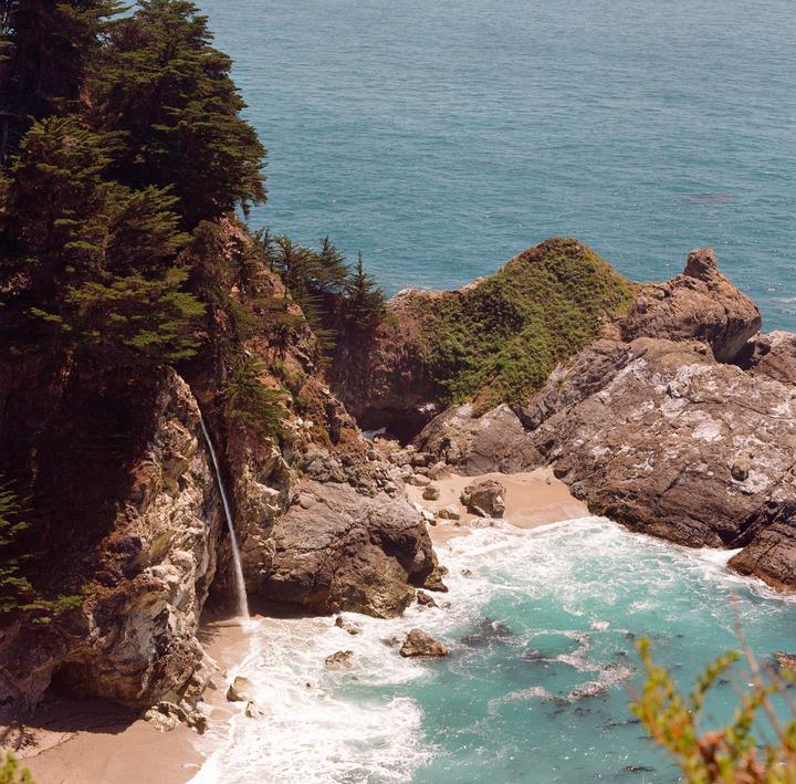 Big Sur in Late Spring [Hasselblad 501cm, 50mm/120mm, Kodak Gold 200]