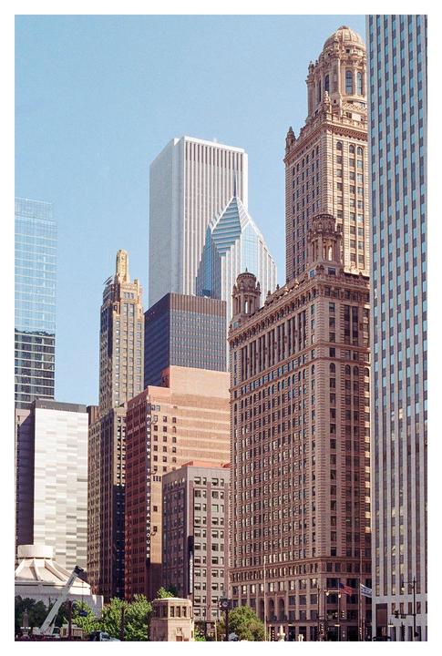 Chicago + Nikon FE + Gold 200 + 50mm f/1.4 + 85mm f/2