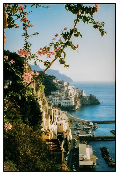 First roll of Harman Phoenix 200, shot in Amalfi Coast [Contax G1, 45mm f/2]