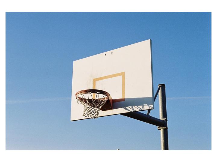 Does it get more cliche? Nikon FG/50mm 1.8/ portra 800