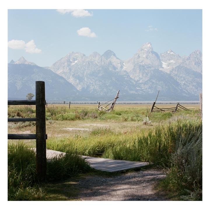Grand Teton NP [Mamiya C330f / 105mm f3.5 DS / Kodak Portra 160]