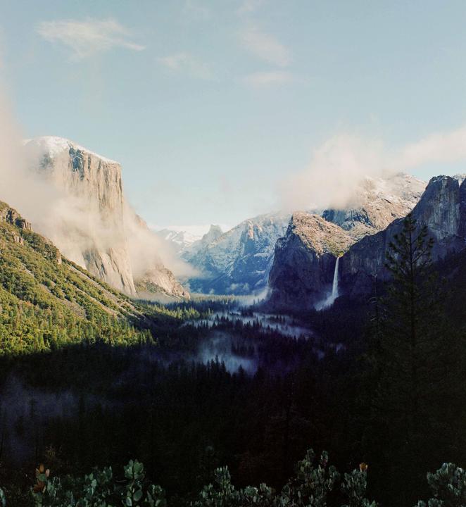 Yosemite on New Year's Day (Mamiya C220 - 55mm f/4.5 - Portra 400)
