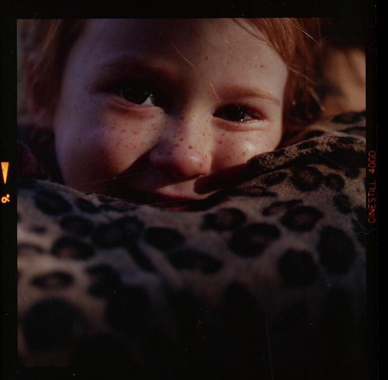my child | mamiya c220 | 80/2.8 | cinestill 400D
