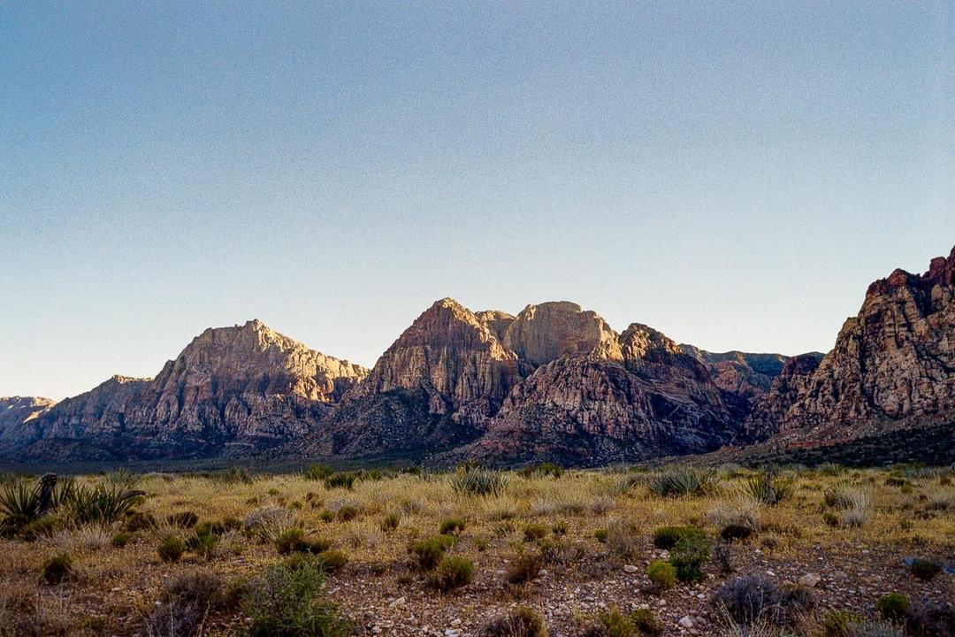 Red Rock Canyon [Leica M6, 28/50mm nokton 1.5, Gold], shot on leica m6 with kodak gold 200