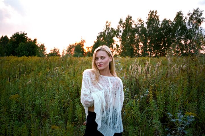 domi in warsaw [contax G2 + 45mm + portra 400]