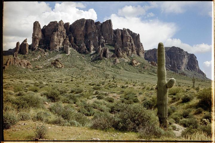 The Superstitions (Leica M2, 35 1.5 Nokton, Fuji 200)