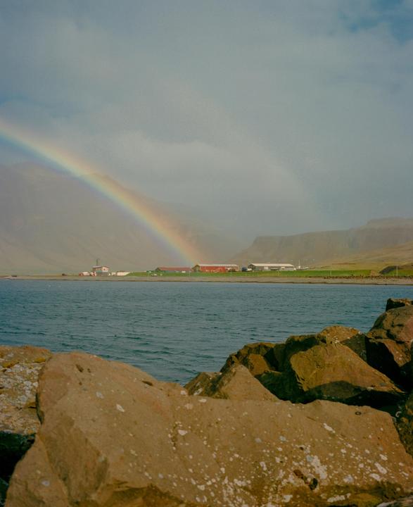 Somewhere by the coast [Mamiya 7, 80mm f4, Portra 400] & [Minolta X-700, 50mm f1.4, Portra 400]