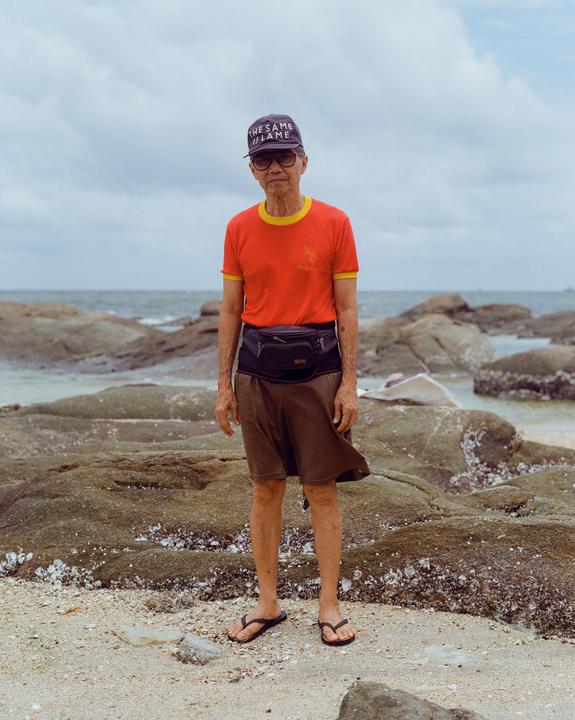 13 portraits from a day trip to a small Thai coastal town. Pentax 67, 105mm - Gold 200