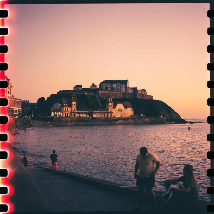 Hasselblad 500cm 80mm f2.8 planar cinéma film