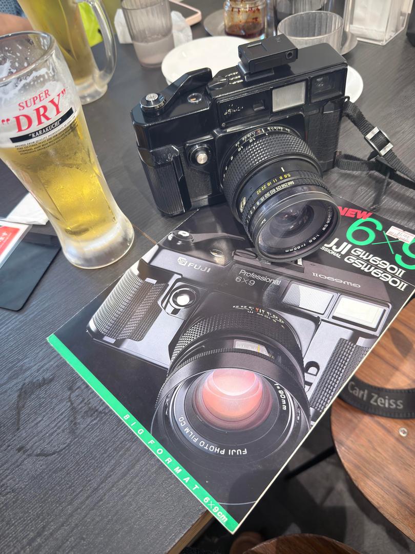 Went to 10+ camera stores in Yokohama and Tokyo looking for the Fuji GSW 690. Finally found one untested for $550. Here’s the first test roll. 65mm 5.6 | Kodak Gold, shot on FUJIFILM GSW690