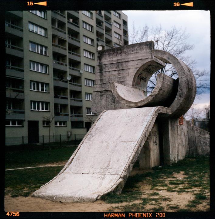 "Slide" [Arax 60 + MC Volna 3 2,8/80mm + Harman Phoenix 200]