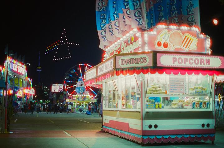 Critique wanted. Fair Season. [Canon A-1 | Cinestill 800T]