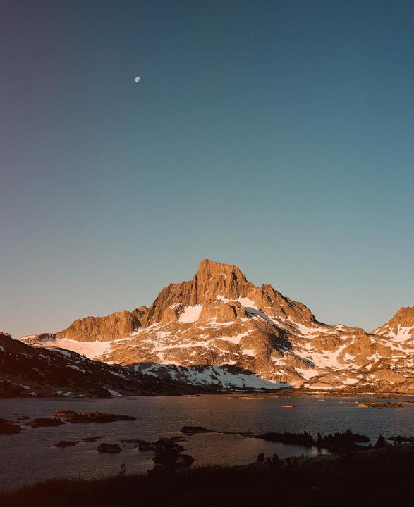Ansel Adams Wilderness classic (mamiya7, portra 800)