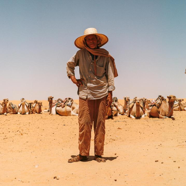 Snapshot from the Sahara [Mamiya C330, Kodak Gold 200]