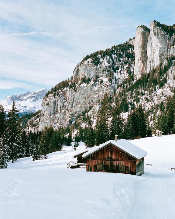 Val di Fassa, Dolomites [Canon AE-1, 50mm f1.8, Kodak Portra 400]