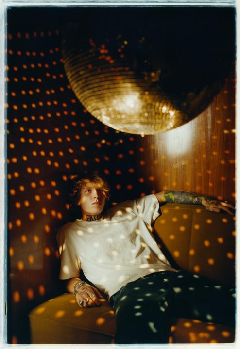 Party Train [ Leica M6 TTL, Summicron 35mm, Kodak Portra 800, hand printed on Kodak Endura Paper]