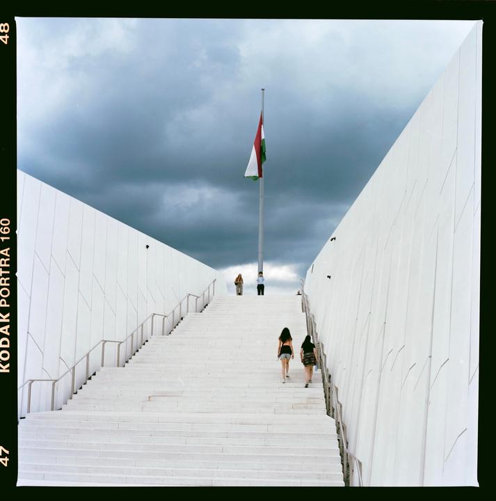 Budapest on a moody day | Hasselblad 500CM | 80mm | Kodak Portra 160