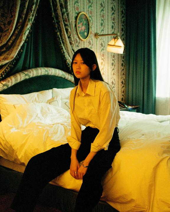 Hotel Room in Seoul — Leica MP, 35mm Summicron & Portra 800.