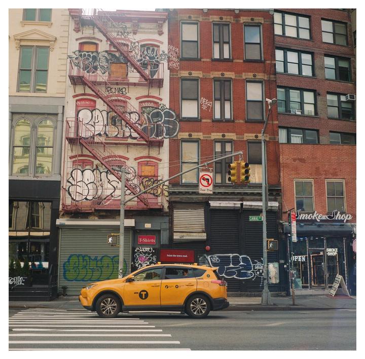 winter in nyc. [yashica mat | lomo 800]
