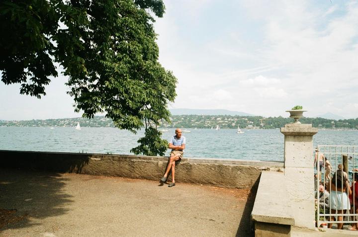 A Day on the Swiss Riviera [Contax G1, Gold 200]