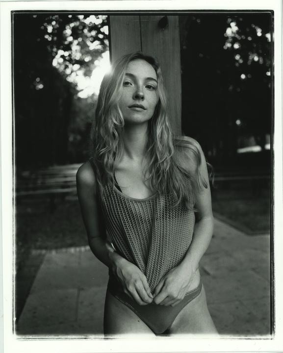 Jillian [RZ67ii, 65mm, Tri-X, Ilford Multigrade paper]