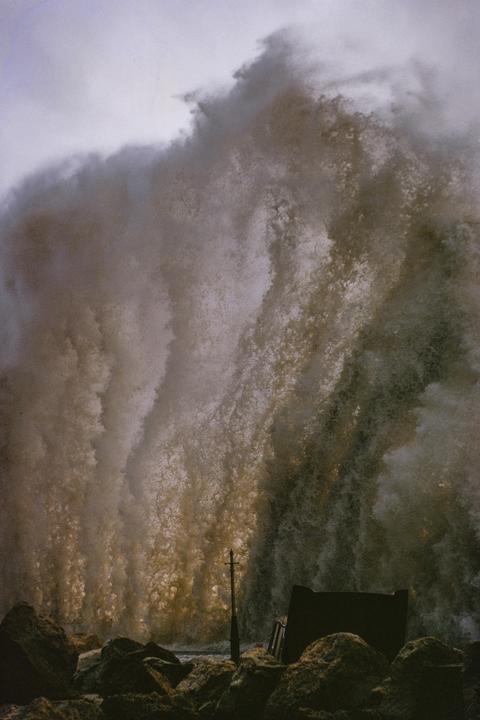 Wave [kodachrome | found family film]