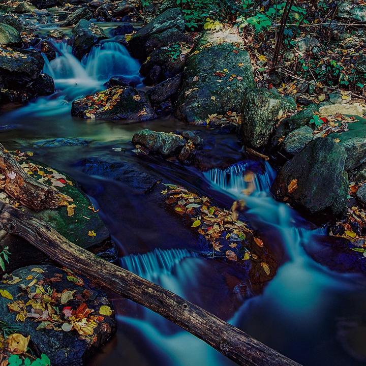 Two minute long exposure with Ektar 100 in the Hasselblad.