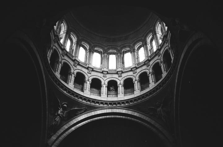Sacré Cœur | Olympus XA2, Ilford HP5