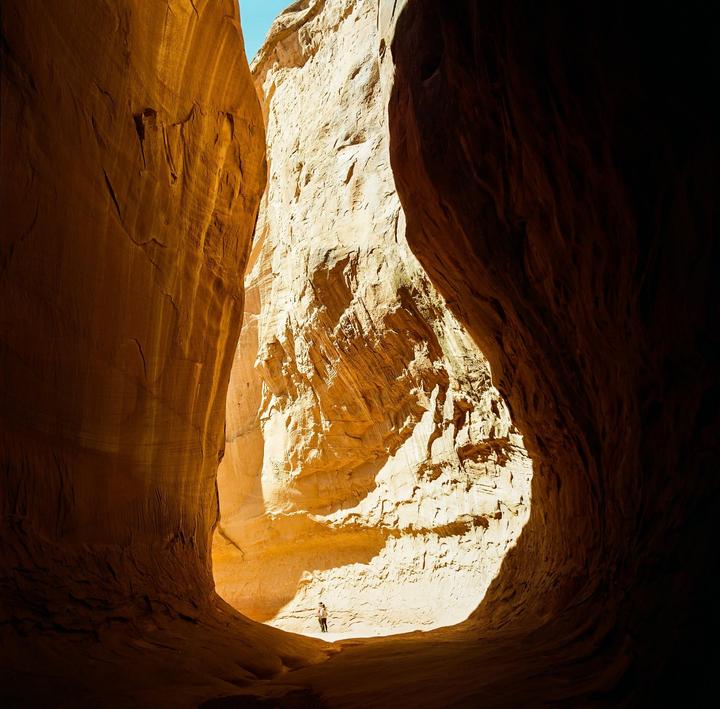 Canyon hiking w/ my parents (Hasselblad 500c, 50mm f/4, Gold 200)