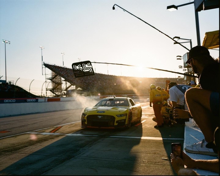 Nascar Cup Series [Mamiya 7 65 Kodak Portra 800]