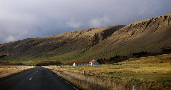On the road in Iceland [Nikon F3 | Portra 400]