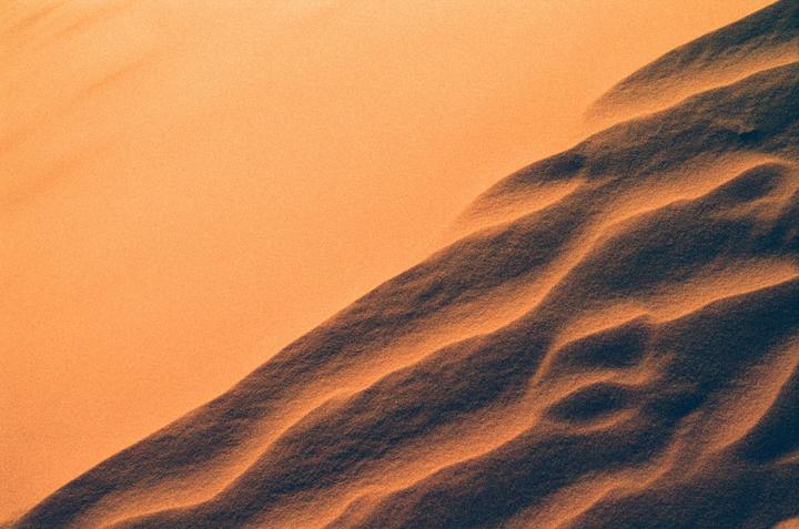 arrakis [minolta x300 | md zoom 35-70mm f3.5 | harman phoenix 200]