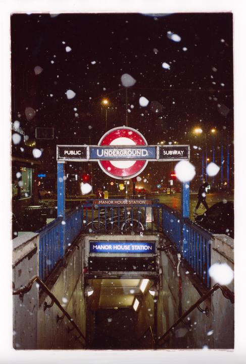 London Snowstorm (Yashica T4, Portra 800, hand print)