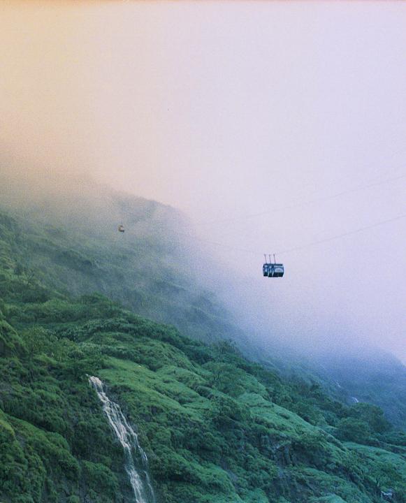 Into the clouds [Nikon fm, Nikkor 55 1.2, Ultramax 400]
