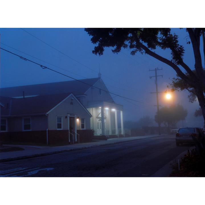 Foggy morning | Mamiya 645 super + 80mm f/2.8 | Cinestill 800T