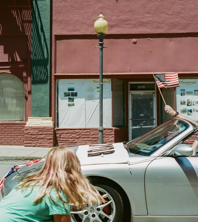 Got a bunch of film cameras from a relative. Finally found one of them that works. Shot around Oregon and Washington. Some mix of Portra and Ultramax on Nikon 8008s. Criticism welcome