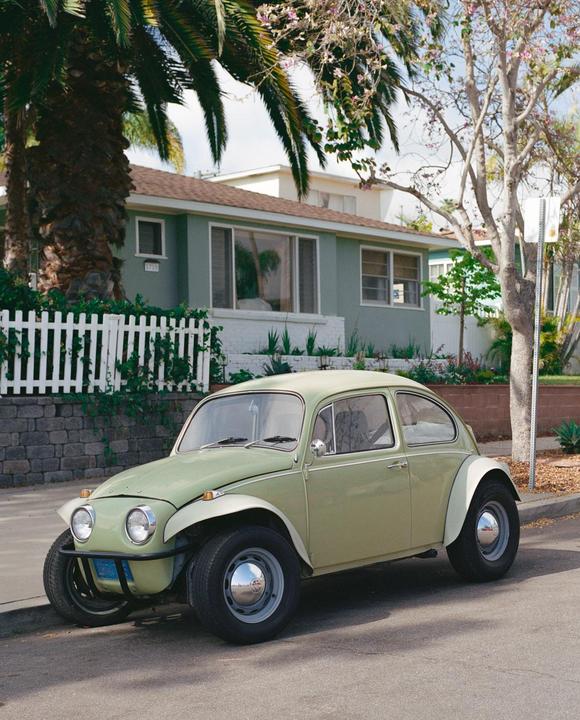 My first car photo…but I couldn’t help it. Mamiya 645 and Portra 400.