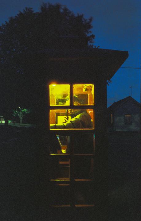 Phone Booth. [Olympus OM-1, Zuiko 35mm f2.8, Cinestill 800T]