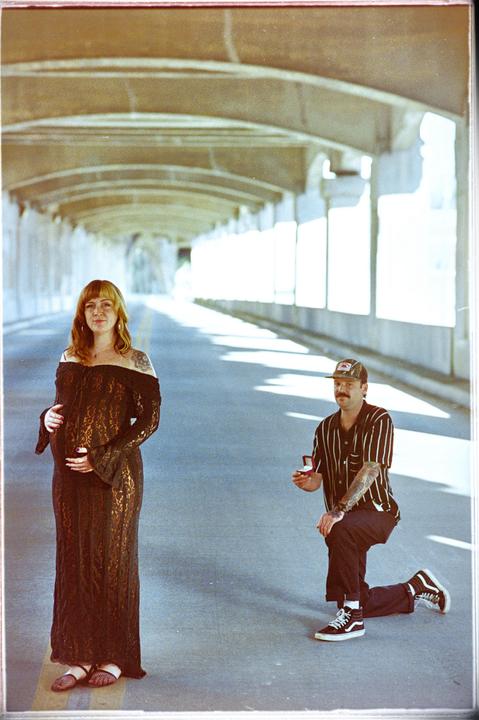 Maternity shoot turned engagement shoot // Portra 400 // Nikon 85mm 1.8d