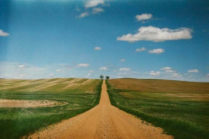 [OC - Nikon FE, Fujifilm 200, Nikkor 50mm F2.0 AI] My First Ever Developed Roll — Western North Dakota
