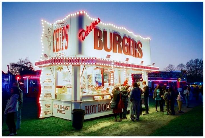 Fair enough? [Cinestill 800t / Nikon F3 / 50mm f1.8 and 28mm f3.5]