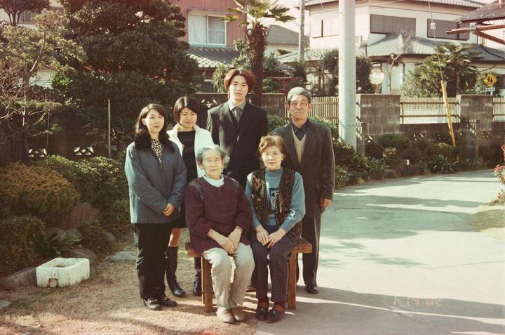 I've found these Japanese family photos from a roll inside a Minolta 303si Super that I have bought. Please find these people and give them back these photos!