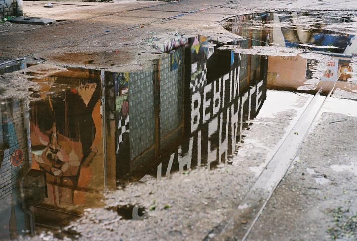 (Newbie) A reflection on Berlin - Minolta X500 - MD Rokkor 50mm - Ultramax 400