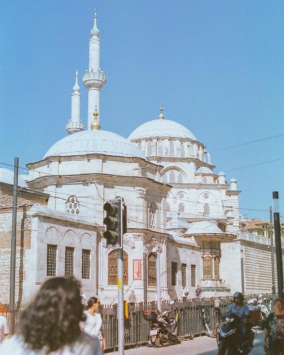 Film accidentally exposed to sunlight for one full second! — 6 out of 20 photos survived, here is one
