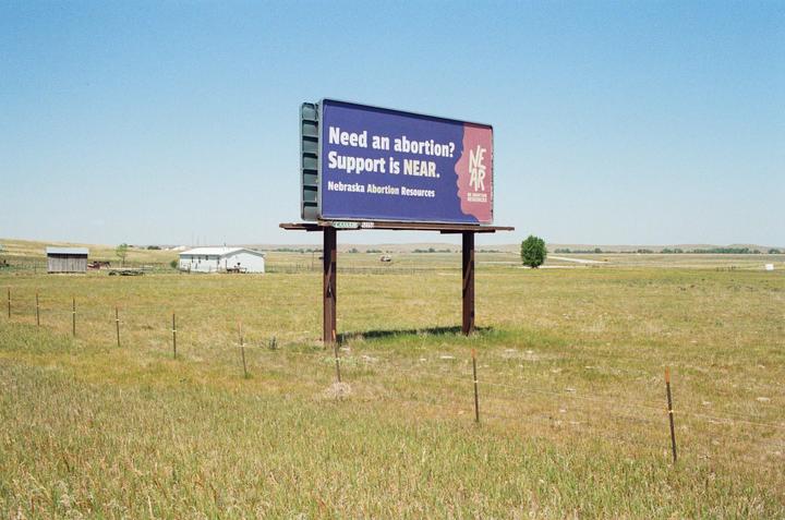 Signs from the Heartland [Canon A1, Fuji400]