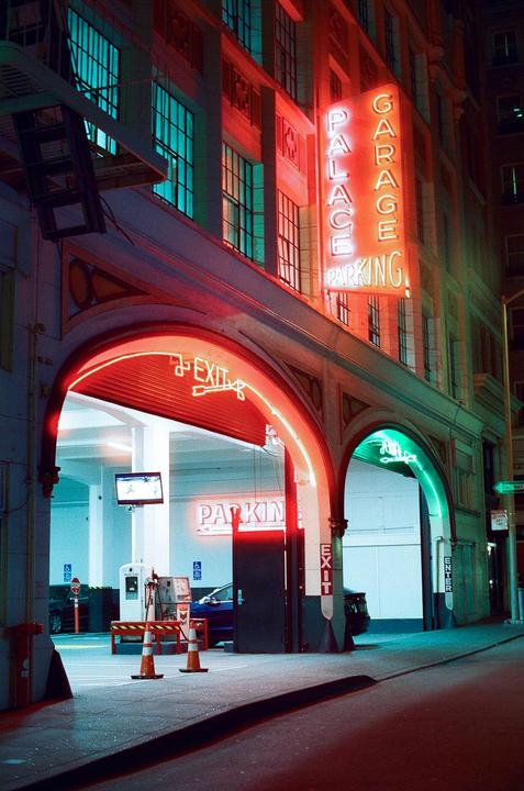 Cinestill 800t, Nikon F3, 50mm f1.4 [2018/2019]